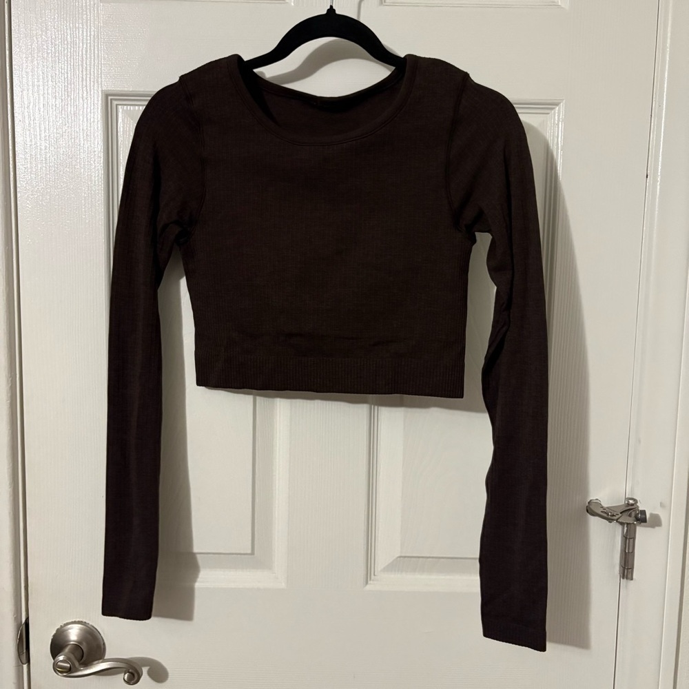 Lululemon Ebb to Street Long Sleeve Shirt
French Press 6